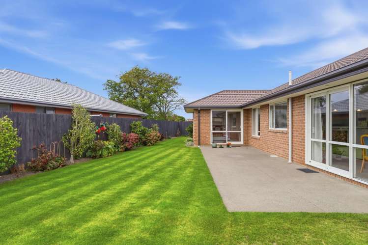 19 Carradale Avenue Yaldhurst_15