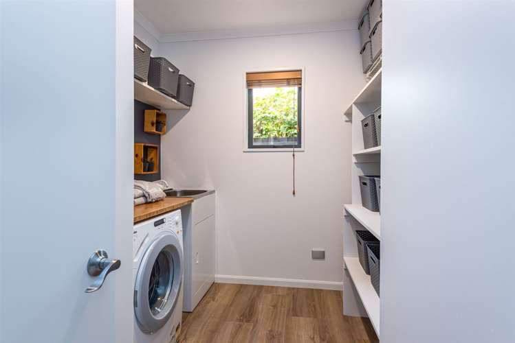 14 Amoka Crescent Parklands_19