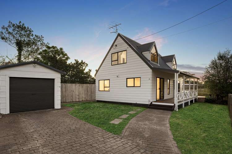 2/6 Lancaster Road Beach Haven_11