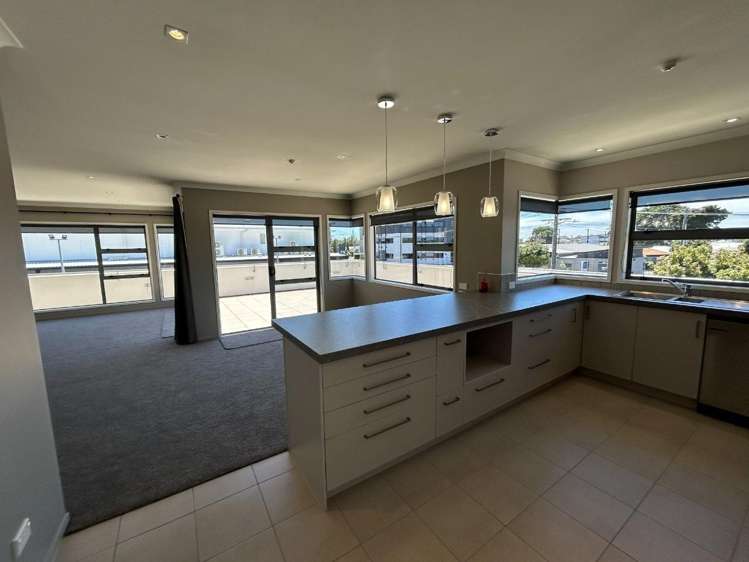 10 Grenada Street 11229_15