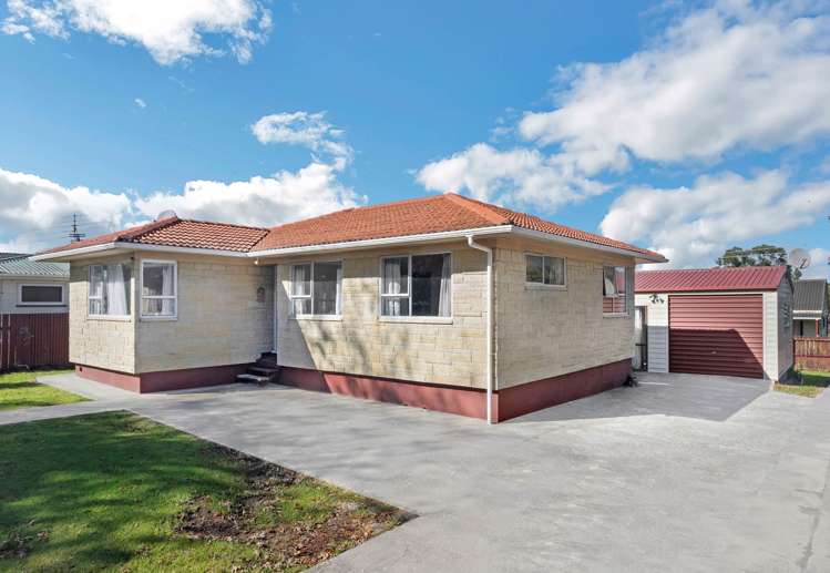 93 Flat Bush Road Clover Park_6