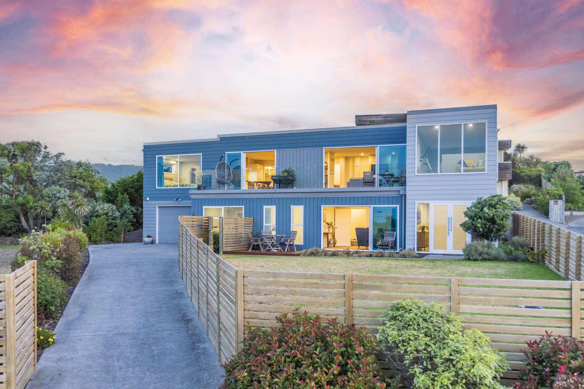 156 Field Way Waikanae Beach_0