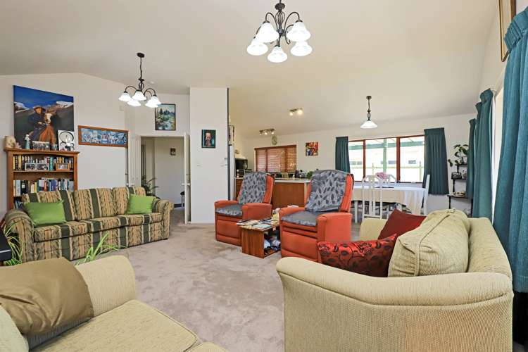 425b Southland Place Raureka_6