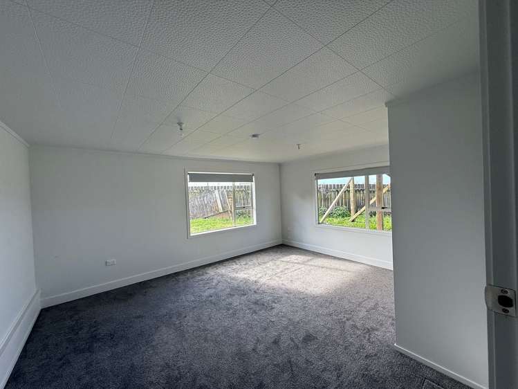 2/140 Metcalfe Road Ranui_9