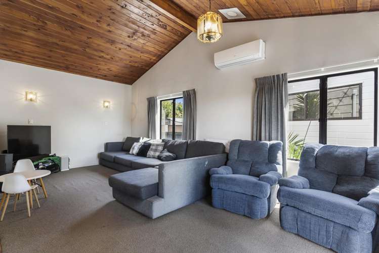 17 Oakmont Place Wattle Downs_6