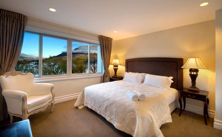 10/70 Lake Esplanade Queenstown_8