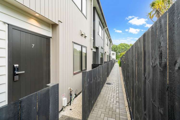 7/181 Portage Road New Lynn_11