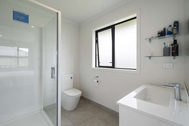 21 Sardinia Grove Fitzherbert_18