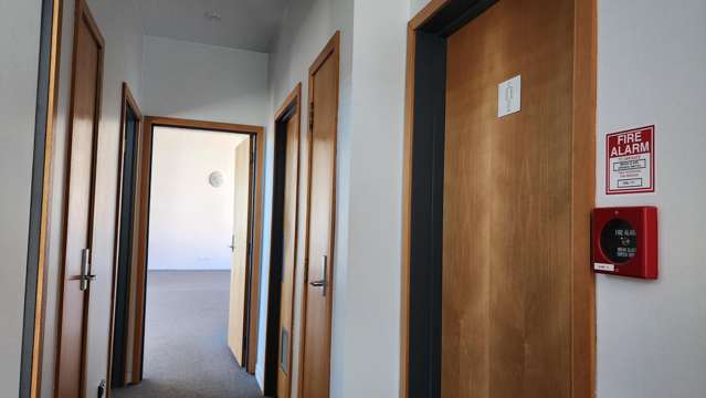 5 Totara Avenue New Lynn_3