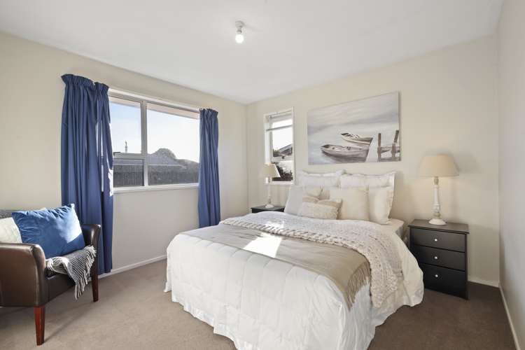 42 Oakley Crescent Hornby_8