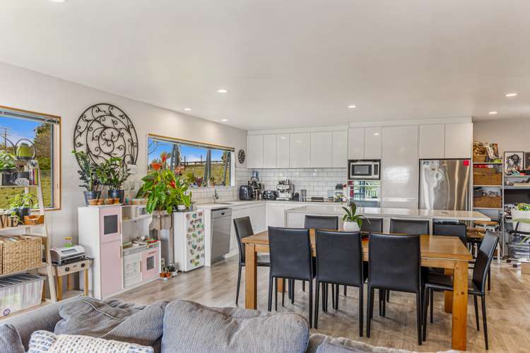 54 Sunnyvale Road Massey_9