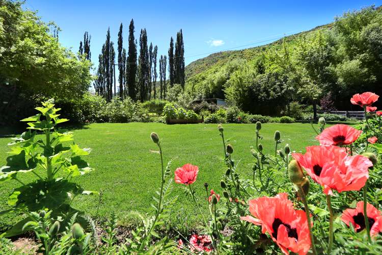 90 Whitechapel Road Arrow Junction_12