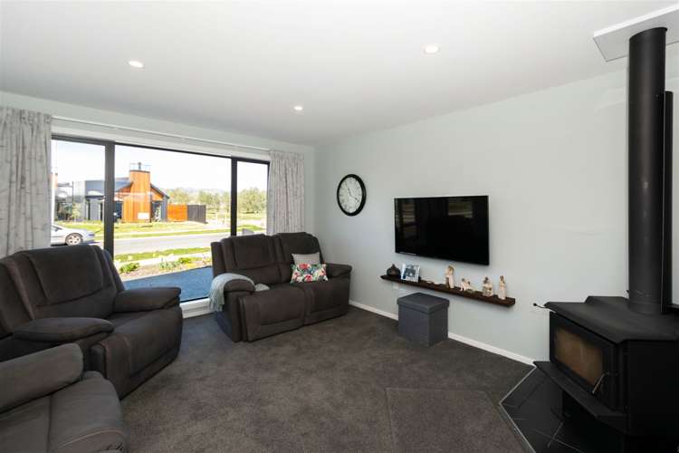 14 Catalina Crescent Burleigh_7