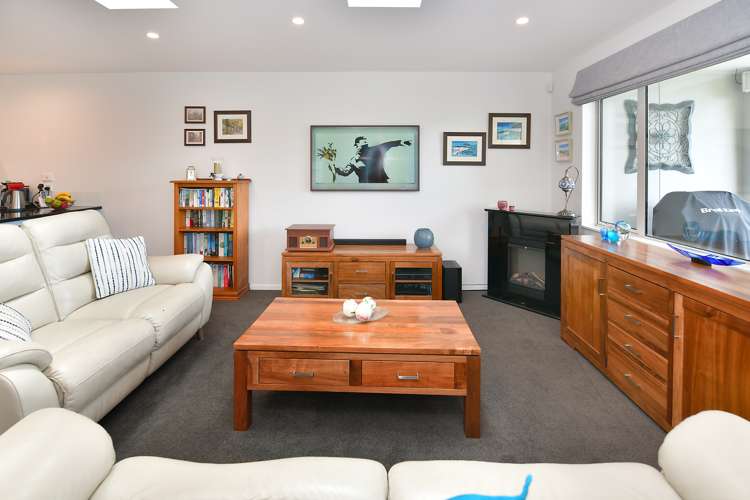 5a Melia Place Stanmore Bay_7