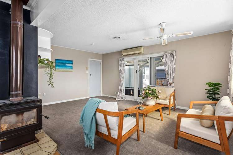 17 Tui Street_5