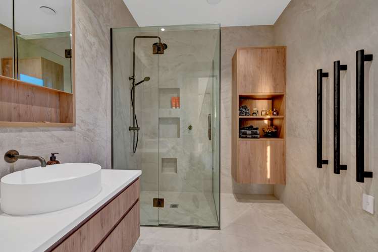 8 Cullwick Road Mission Bay_15