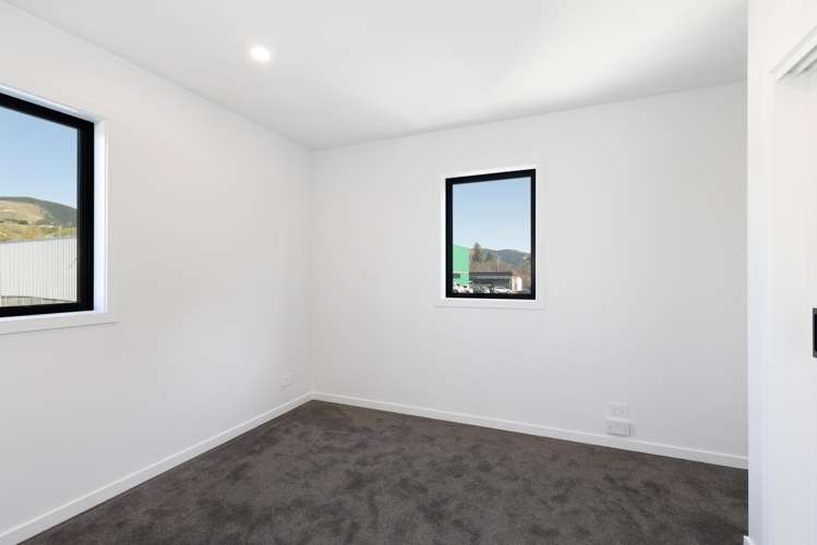 16/81 Neale Avenue Stoke_8