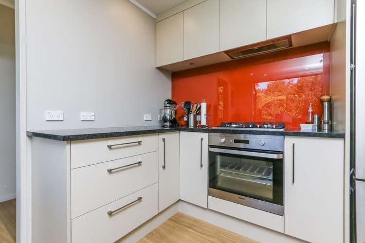 19c Kay Drive Blockhouse Bay_11