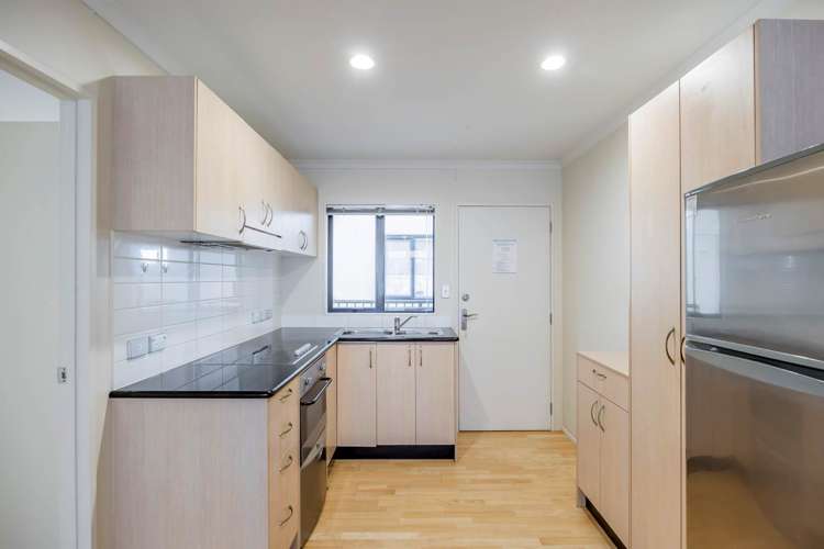 C602/176 Broadway Newmarket_1