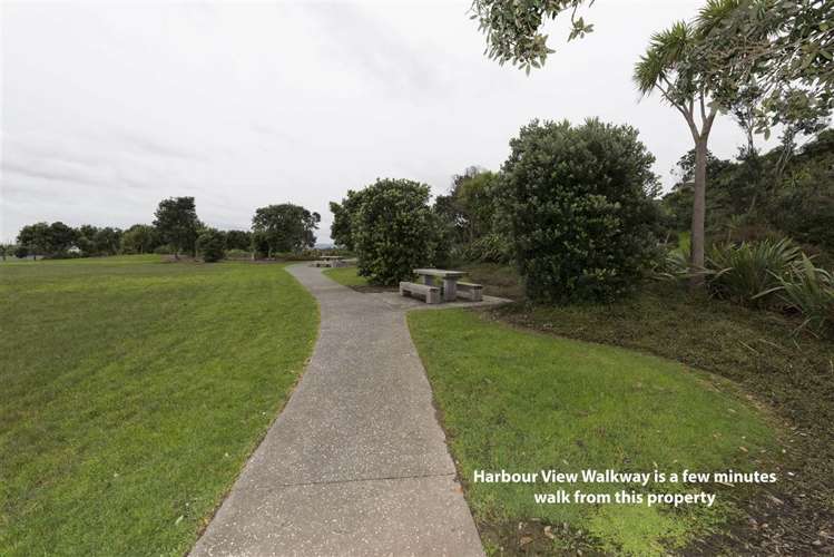 34 Beach Road Te Atatu Peninsula_16