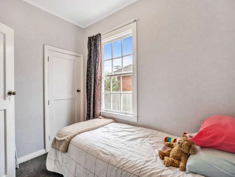 8 Bampton Street Dallington_14