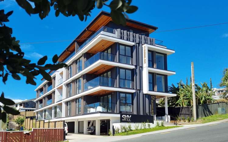 1/12 Burns Avenue Takapuna_2