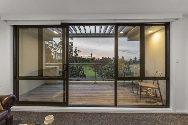 5a/23 George Street Newmarket_32