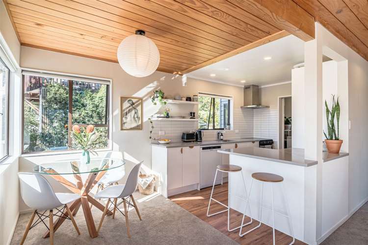 7 Telstar Place Beach Haven_8