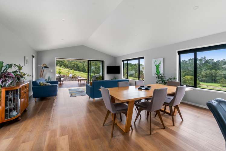 8 Watercourse Way Tikipunga_4