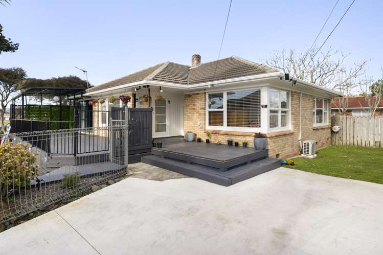 21 Orams Road Hill Park_14