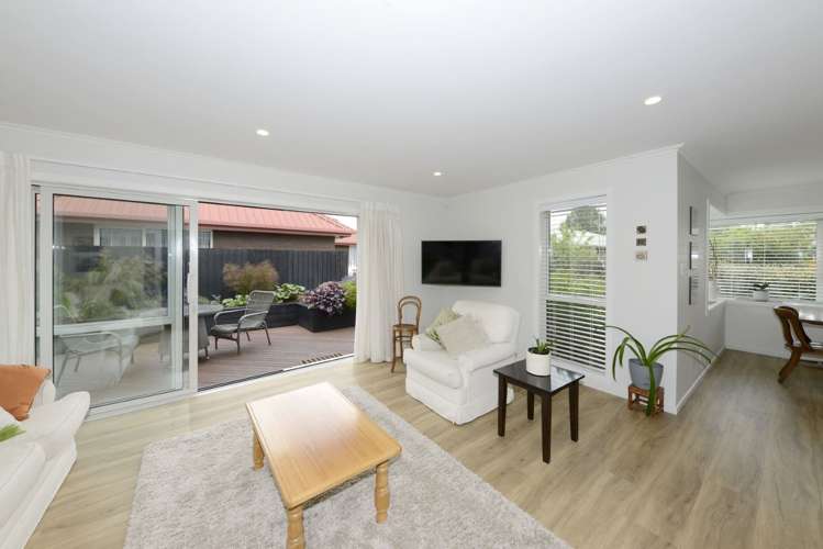 2/11 Ludecke Place Sockburn_7