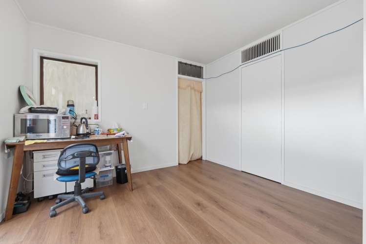 13 Memorial Avenue Mount Roskill_25