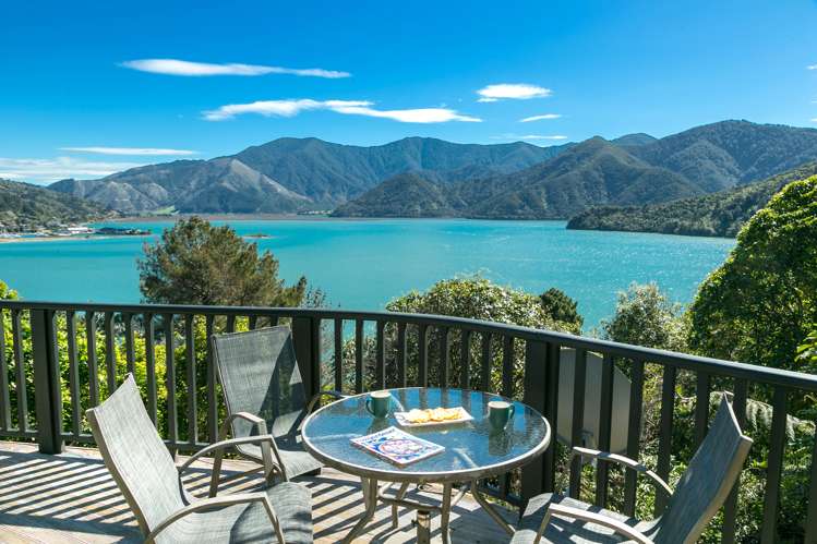 215 Queen Charlotte Drive Havelock_0