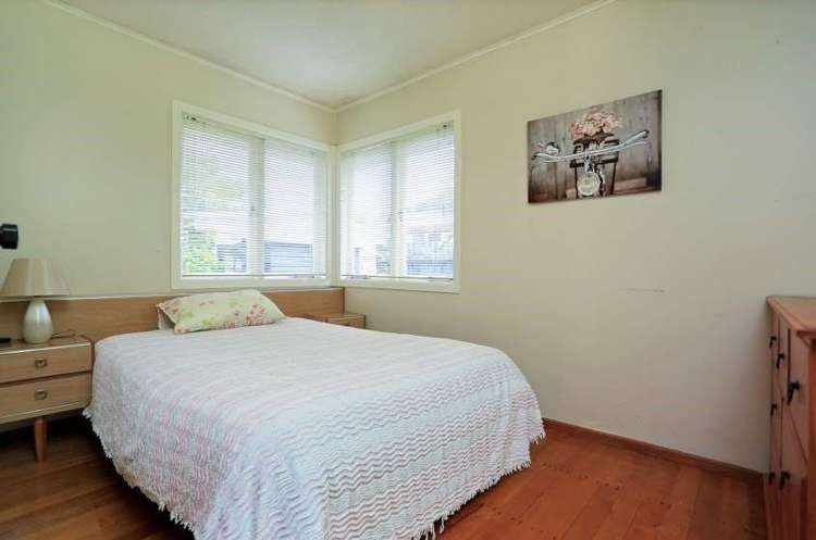 60 Neil Avenue Te Atatu Peninsula_11