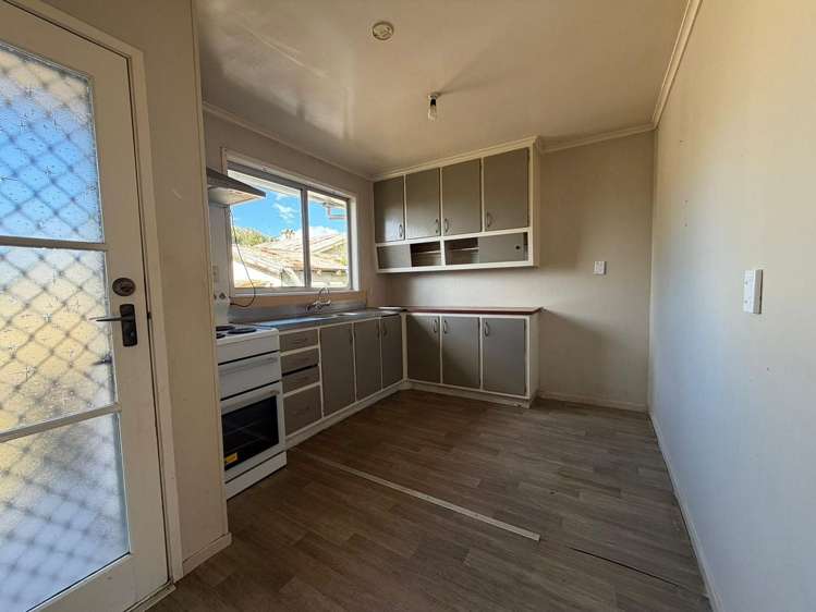 3/3141 Great North Road New Lynn_2