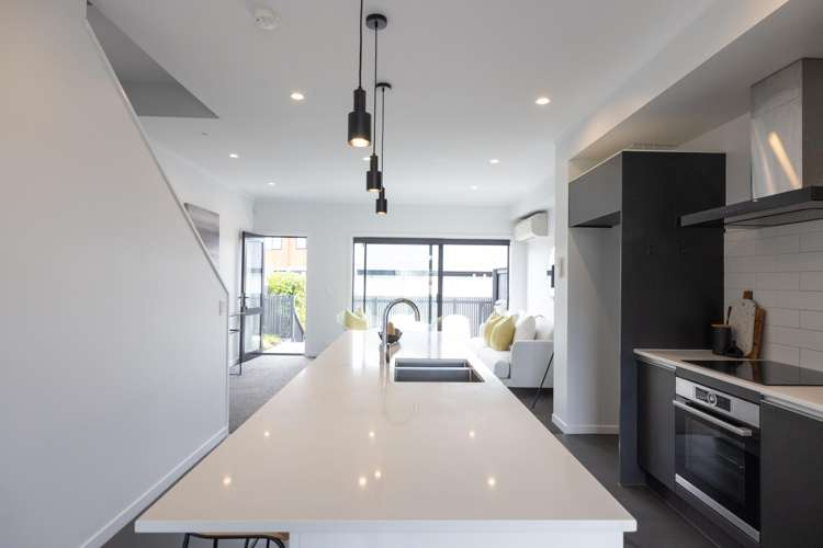 10 Alexander Willis Crescent Hobsonville_8