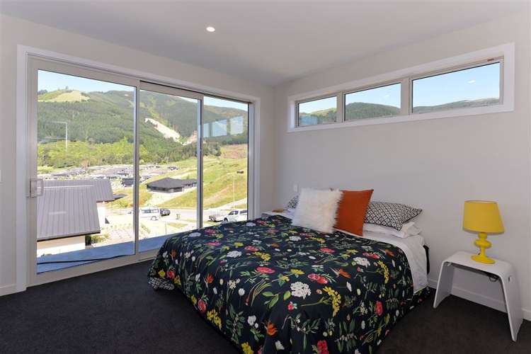 42 Quail Rise Stoke_15