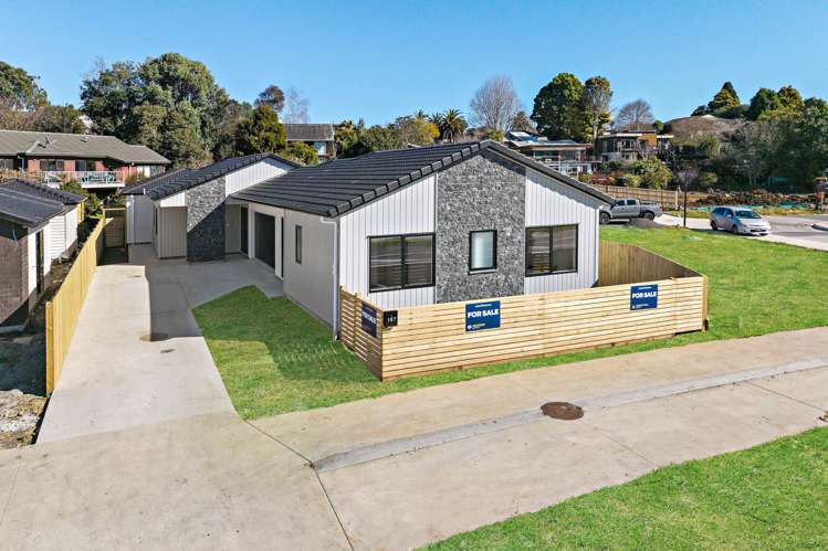 167 Otuwairoa Esplanade Opaheke_1