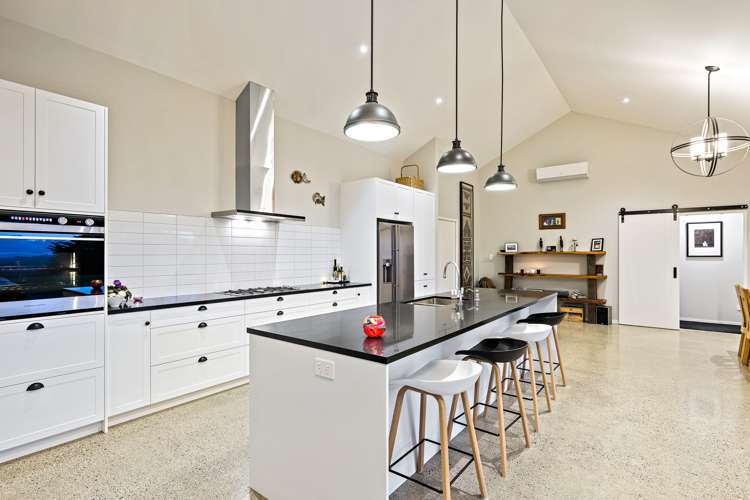 75 Seaview Heights Whangateau_5