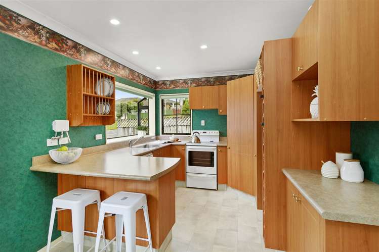 23a Larsen Crescent Tawa_6