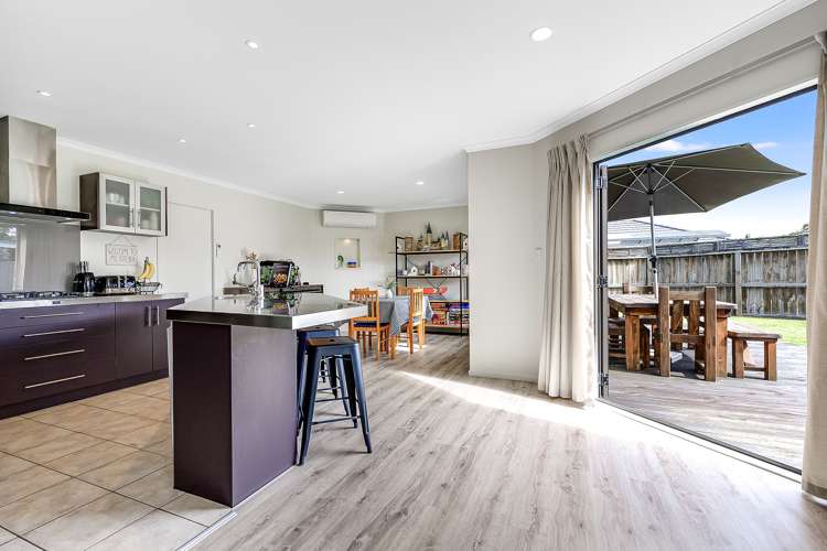 7 Roderick Place Rototuna_13