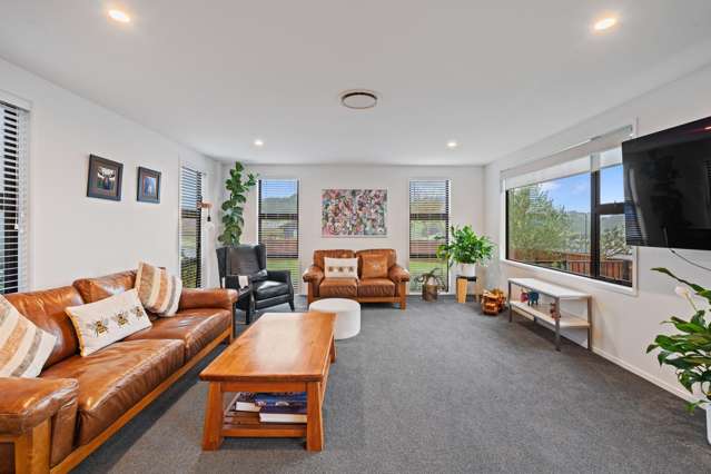 51 Cyrus Street Whalers Gate_1