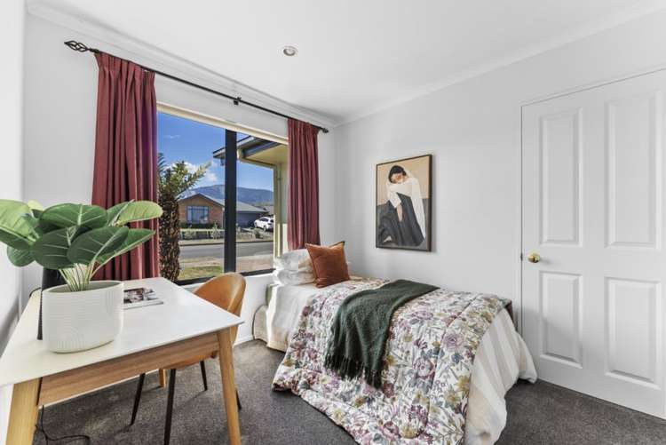 116 Aldinga Avenue Stoke_22