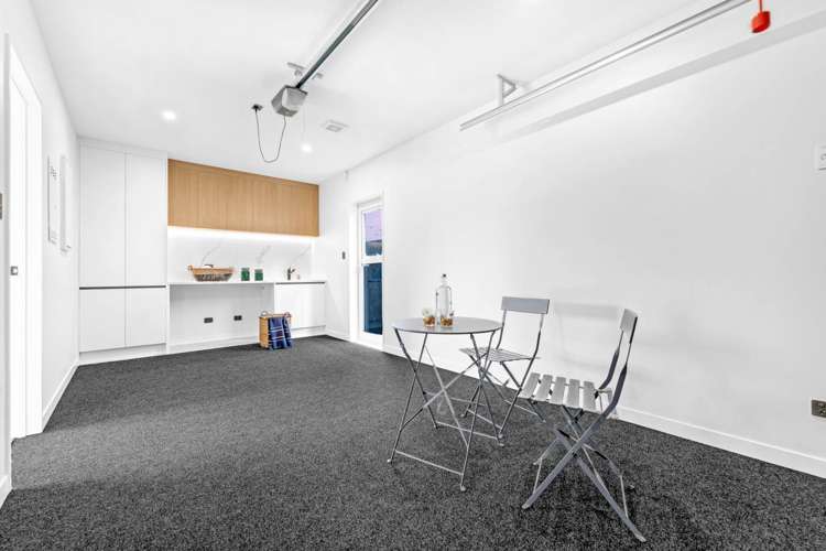 48 Archibald Drive Milldale_19