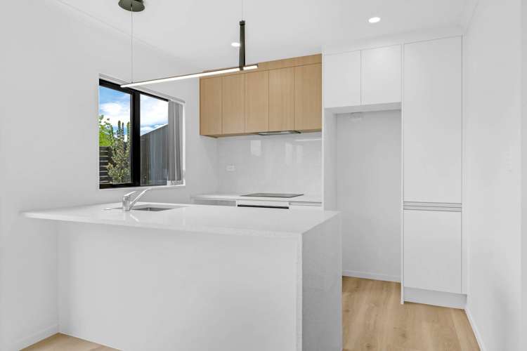 57a Kimber Hall Avenue Mt Roskill_5