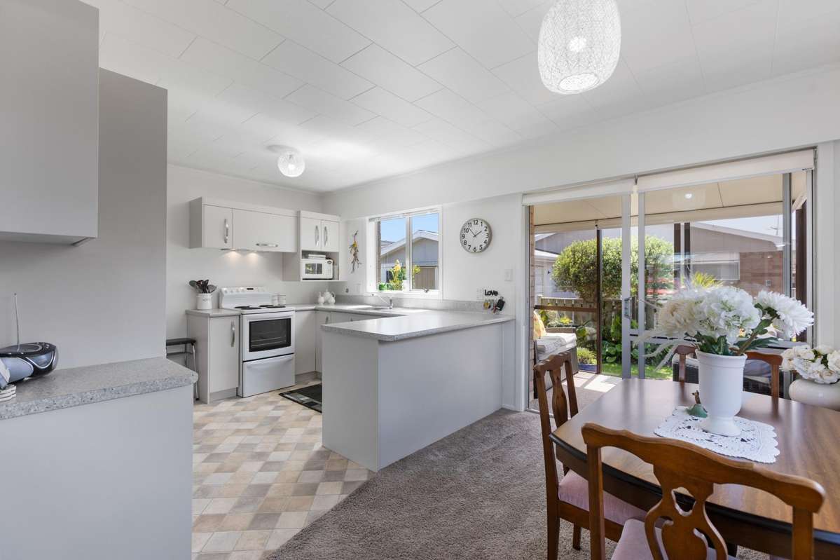 1/6 Webster Street, Westown 3