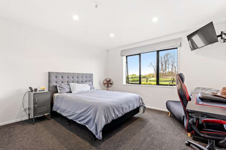 22 Runway Rise Dairy Flat_9