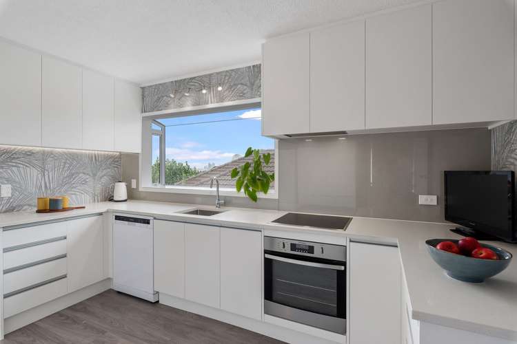 26 Holdaway Avenue Northcote_5