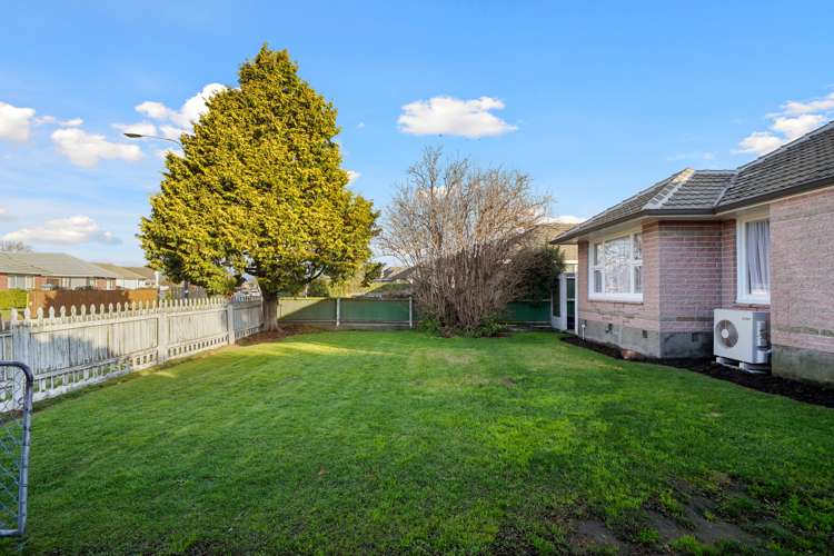 22 Dunstan Crescent Hornby_12