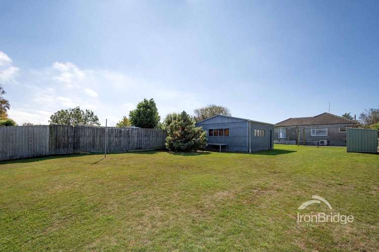 53 Greenhaven Drive Burwood_11